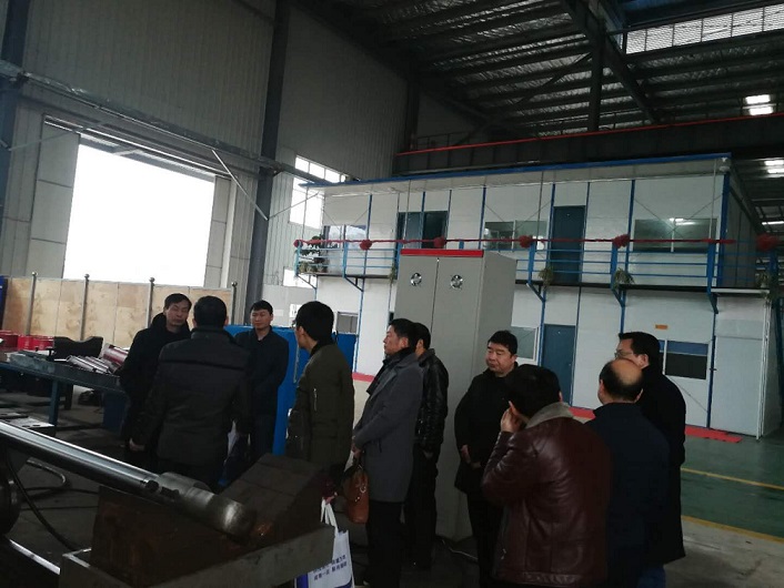 液壓啟閉機順利驗收